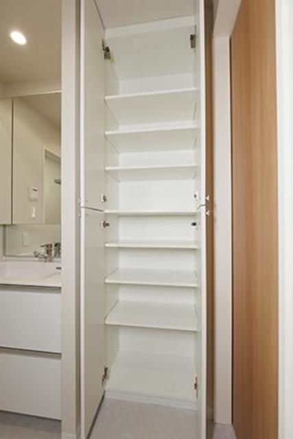 その他部屋・スペース　■リネン収納