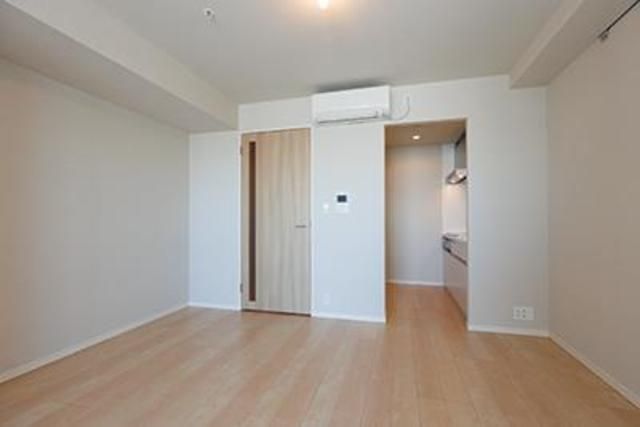 居室・リビング　■エアコン■24時間換気システム■ダウンライト