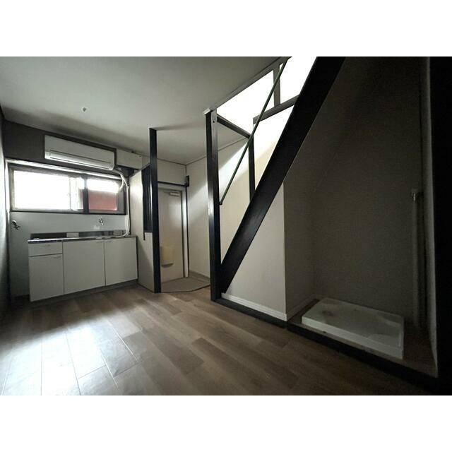 キッチン　室内洗濯機置き場あり