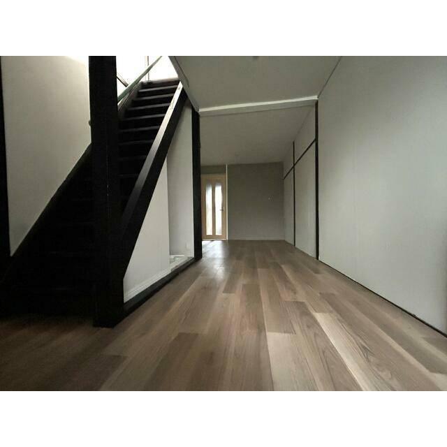 居室・リビング　全面フローリングで広く使えます