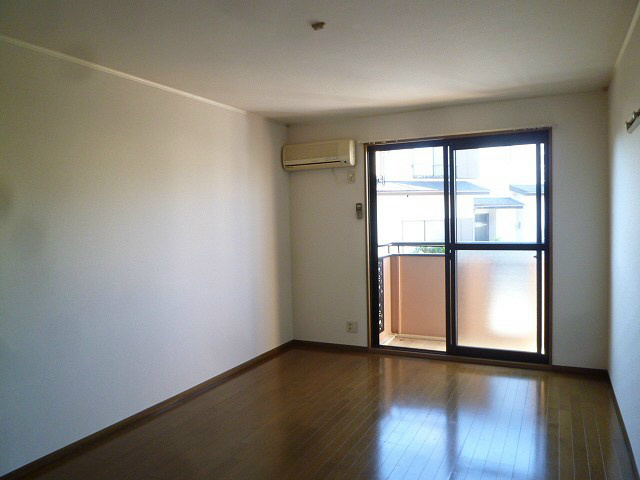 居室・リビング　※参考として