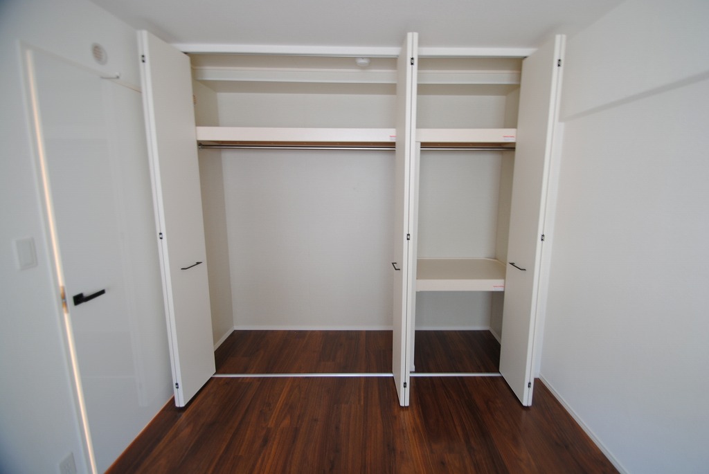 収納　内装イメージ：同物件別室