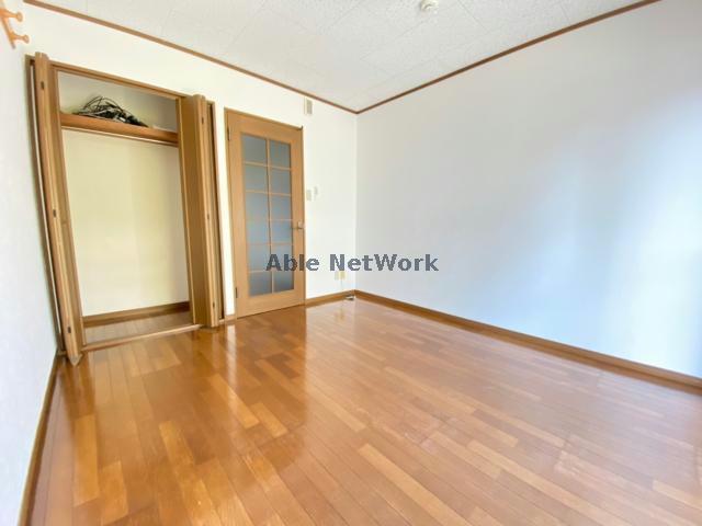 居室・リビング　別号室写真