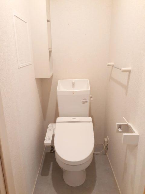 トイレ　トイレ