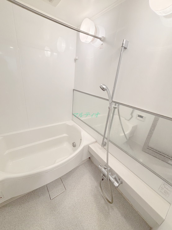 バス・シャワールーム　浴室