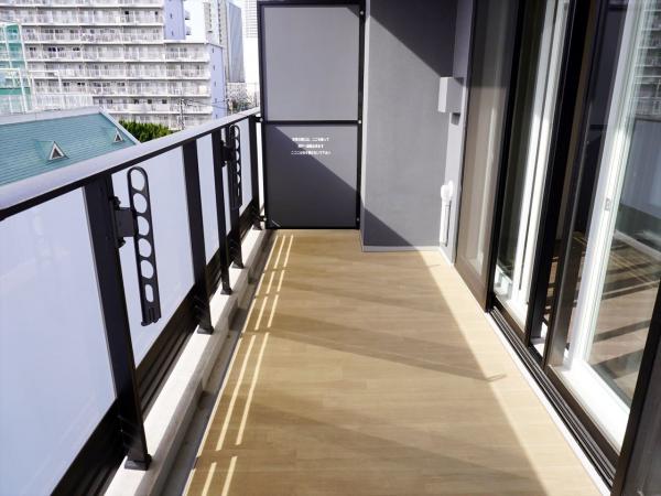 バルコニー　バルコニー（テラス）