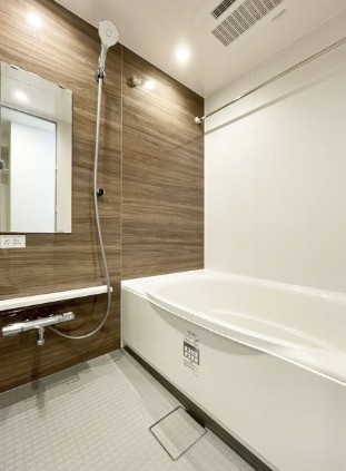 バス・シャワールーム　バス