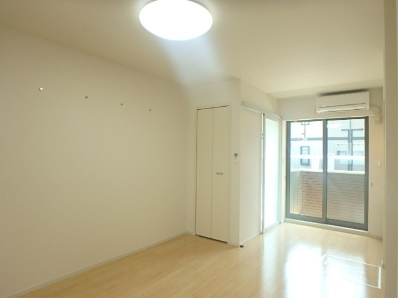 居室・リビング　図面と現状に相違がある場合には現状を優先