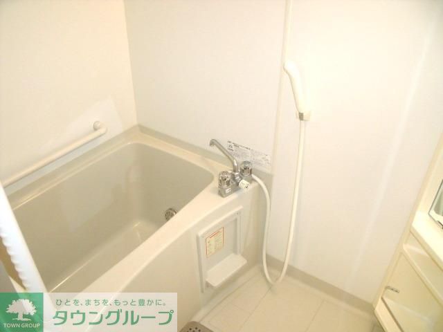 バス・シャワールーム　バスルーム