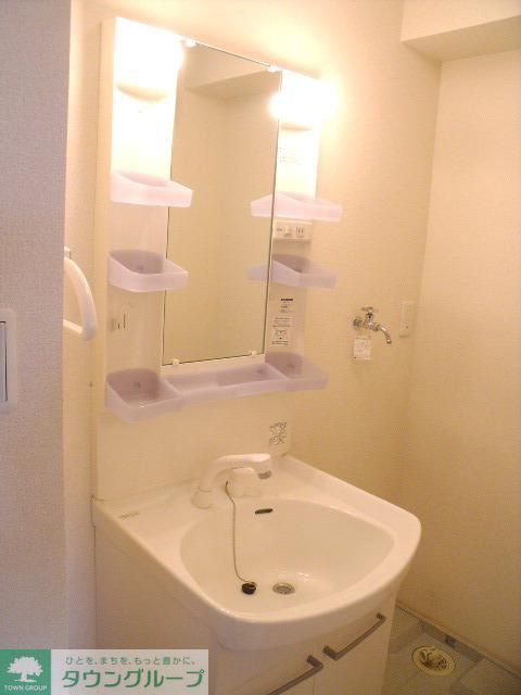 洗面設備　嬉しい独立洗面台