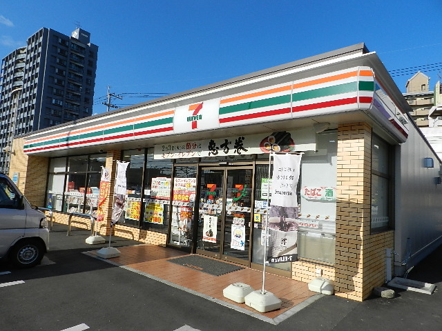 コンビニ　セブンイレブン戸畑中原西１丁目店（コンビニ）まで465m