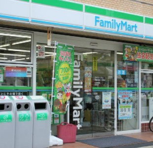コンビニ　ファミリーマート 門前仲町店（コンビニ）まで269m