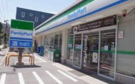 コンビニ　ファミリーマート江東福住一丁目店（コンビニ）まで211m