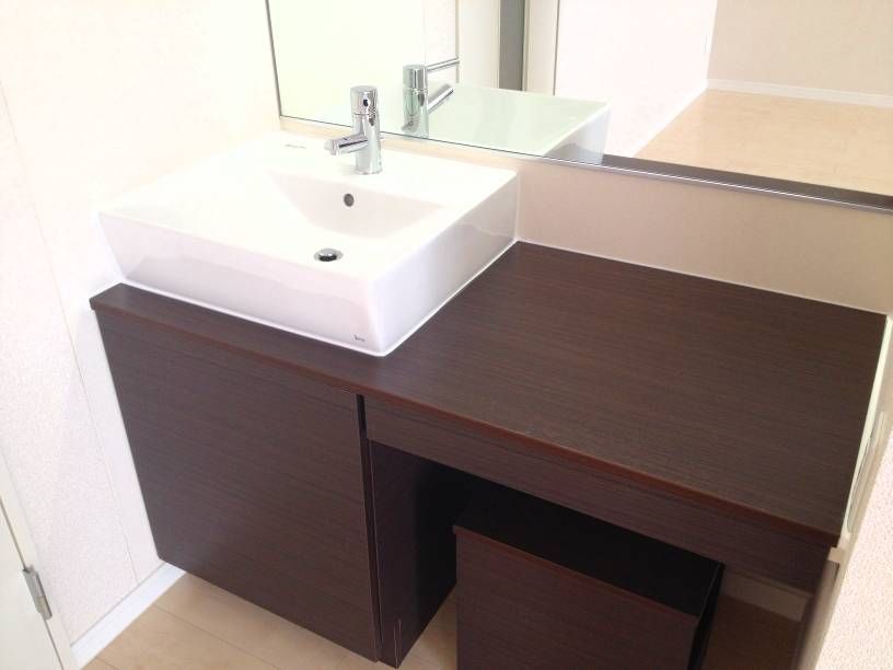 洗面設備　使い易さを重視した独立洗面台※写真はイメージです。