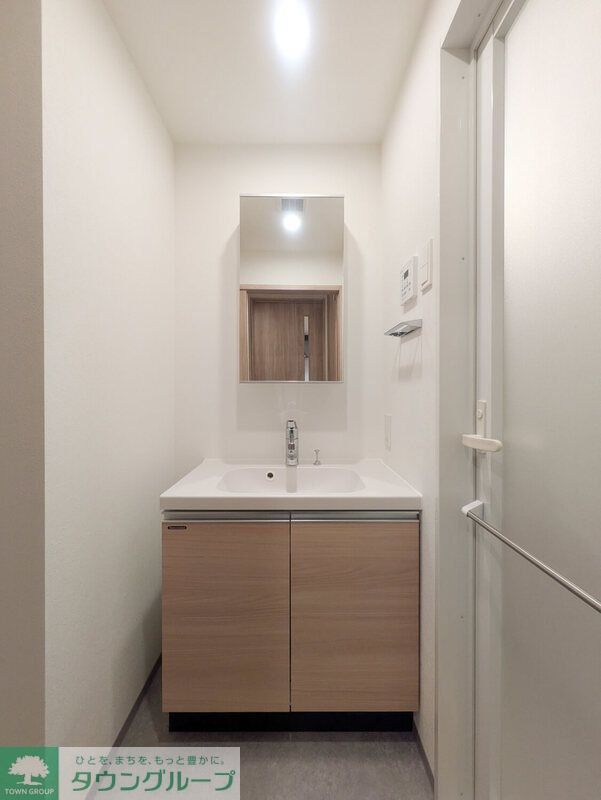 玄関　参考写真