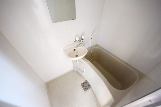 バス・シャワールーム　～ゆったりお風呂でバスタイム～