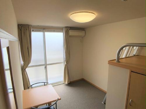 居室・リビング　設備・使用は号室により異なる為、現況を優先いたします。