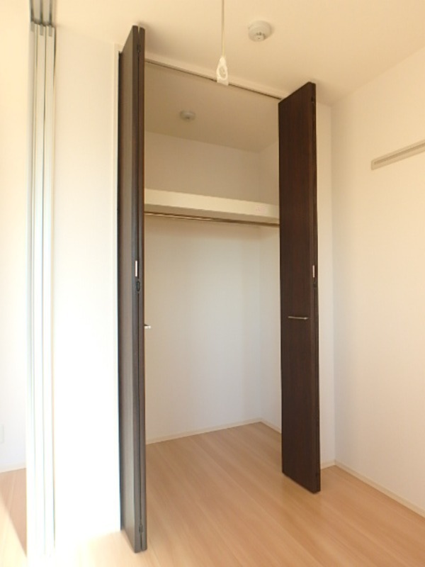 収納　図面と現状に相違がある場合には現状を優先