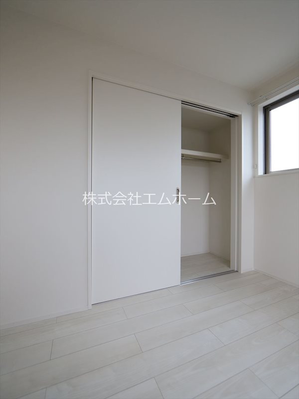 収納　クローゼット（収納充実してます）