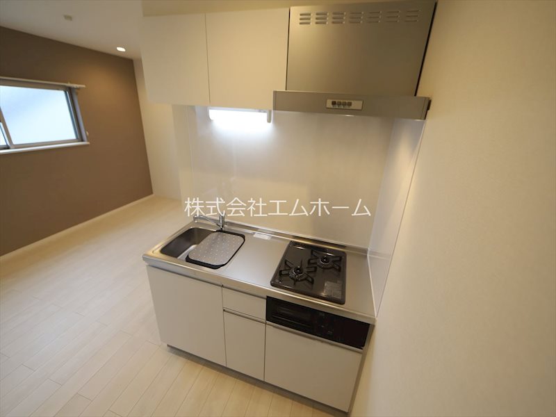 キッチン　システムキッチン（ガス2口コンロ・グリル付）