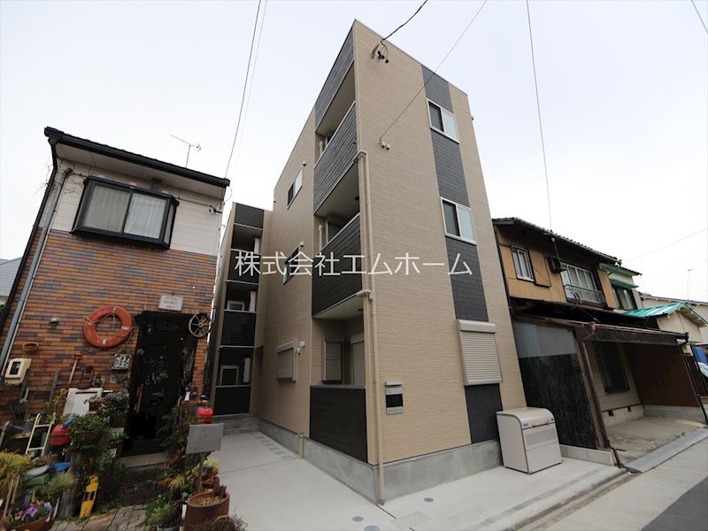 建物外観　外観　オートロック付　宅配ＢＯＸ有り