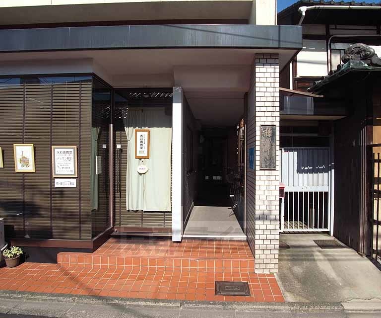 その他共有部分　建物入口です。