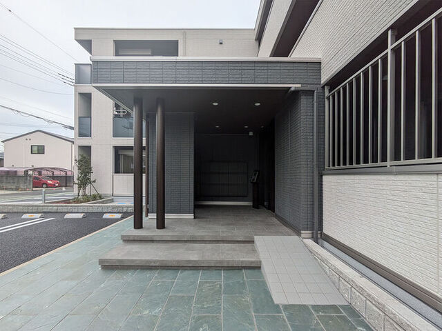 エントランス　エントランス