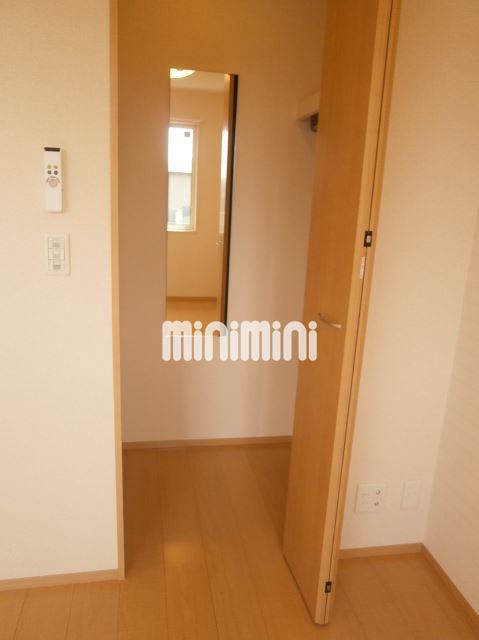 収納　大きめのクローゼット