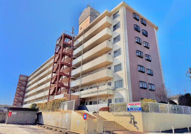 建物外観　遮音、断熱に優れた鉄筋コンクリート造の大型マンション