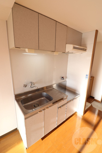 キッチン　収納豊富なキッチン