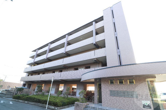 建物外観　きれいな外観です