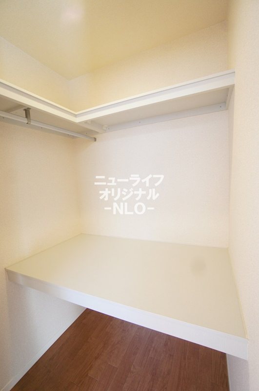 収納　お荷物の多い方におすすすめのウォークインクローゼット。