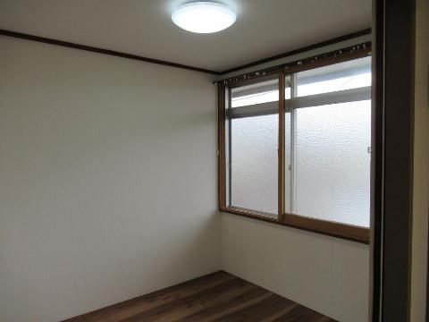 居室・リビング　室内