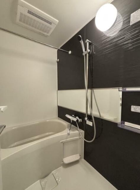 バス・シャワールーム　同仕様参考写真