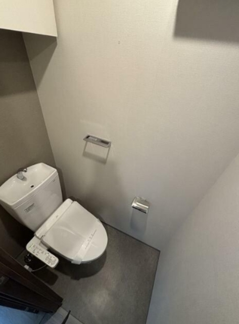 トイレ　同仕様参考写真