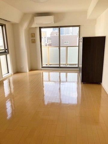 その他部屋・スペース　落ち着いた色調の寝室です