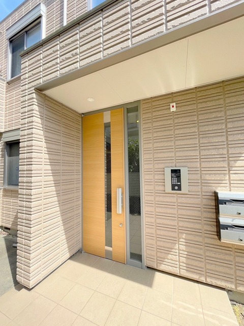 エントランス　★安心のオートロックです★