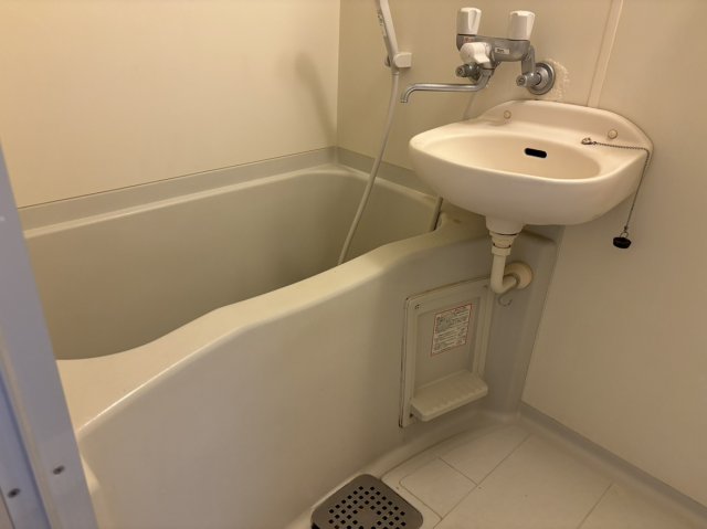 バス・シャワールーム　同仕様・参考写真です。