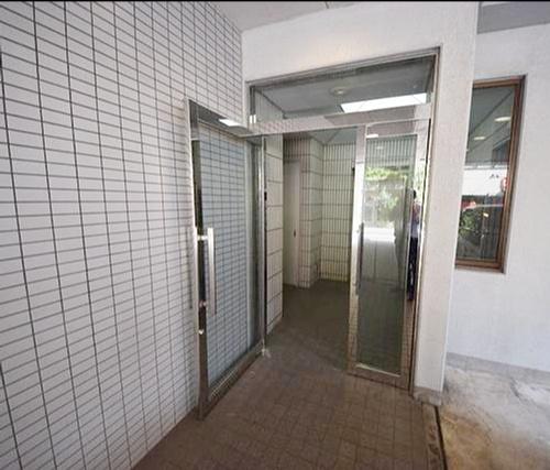 エントランス　グリーンハイム赤羽　北区赤羽2