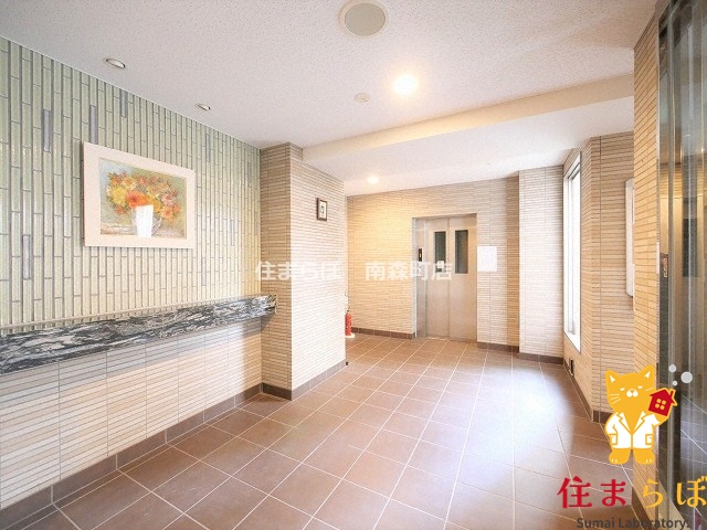 エントランス　共用部の印象も大切に