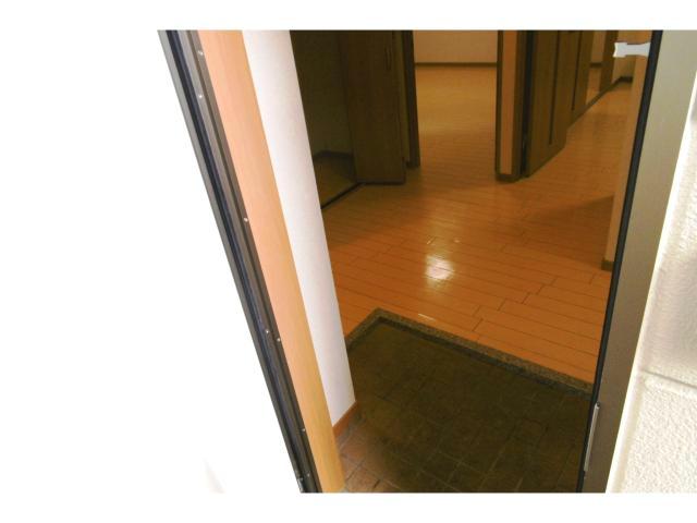 玄関　※別部屋(参考102)
