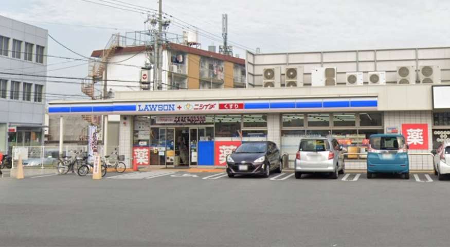 コンビニ　ローソン（コンビニ）まで861m