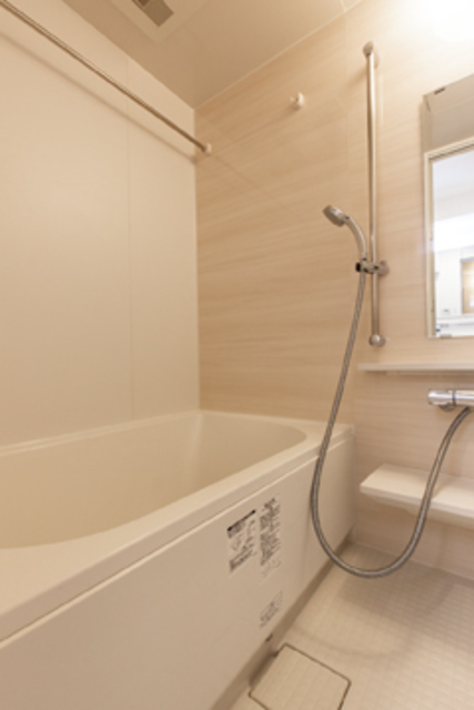 バス・シャワールーム　※写真は同タイプ住戸です。