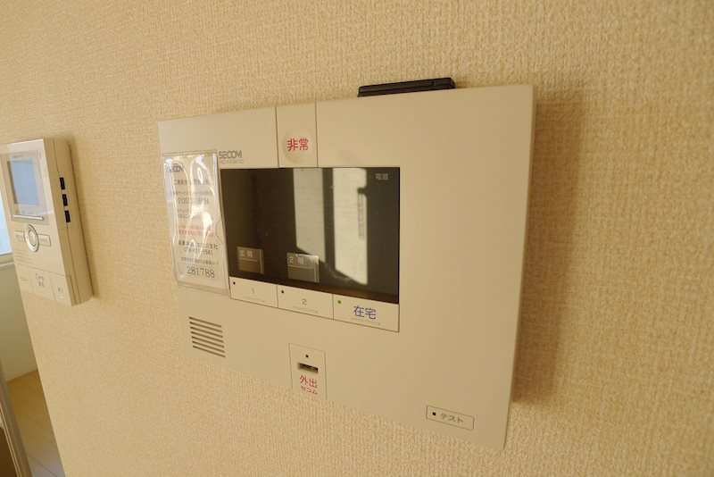 セキュリティ　セコム搭載で安心です。