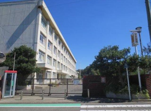 小学校　藤沢市立湘南台小学校（小学校）まで423m