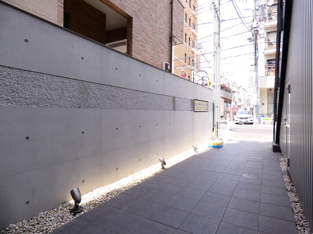 エントランス　エントランス