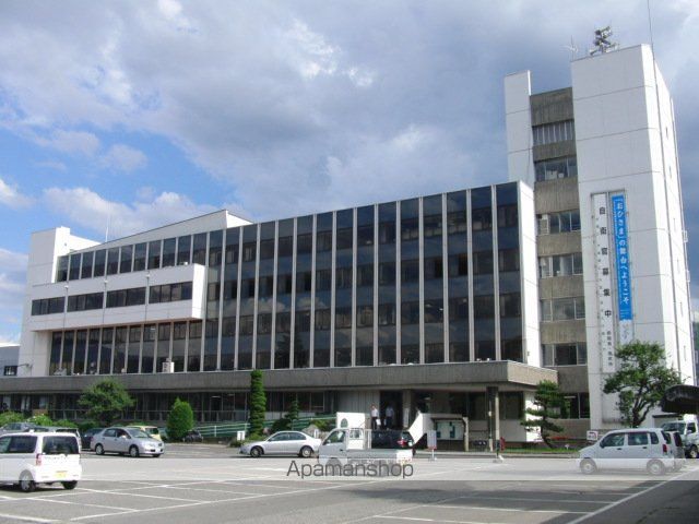 役所　塩尻市役所（役所）まで1900m