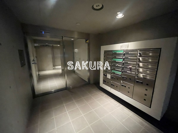 その他共有部分　外出の多い方でも安心の宅配ボックス付き♪