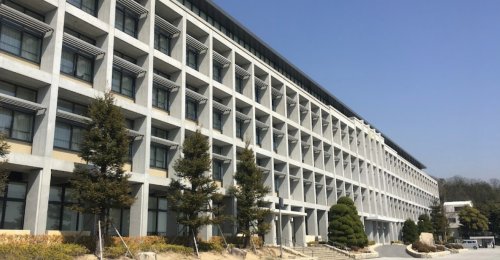 高校・高専　六甲学院高等学校（高校・高専）まで1022m