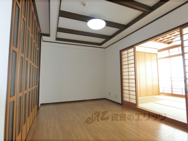 居室・リビング　洋室